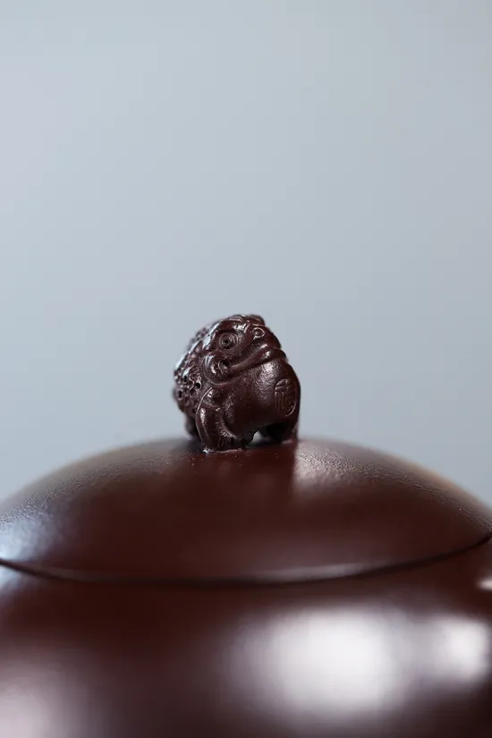 Premium Yixing Golden Dragon Blood Clay Teapot | Handcrafted Collectible Artisan 2