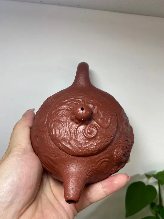 Authentic Yixing Zisha Teapot | Hongni Clay | Best Price 3