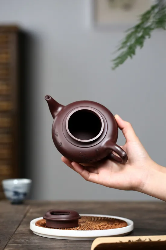 Zisha Teapots: Niu Gai Xiao Ying | 1500 CNY 2