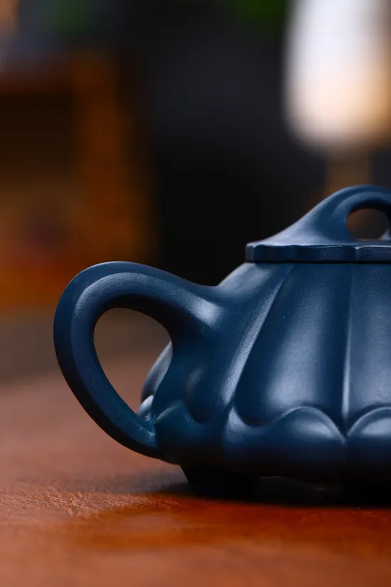 Premium Yixing Zisha Teapot Handcrafted Artisan Pottery 1