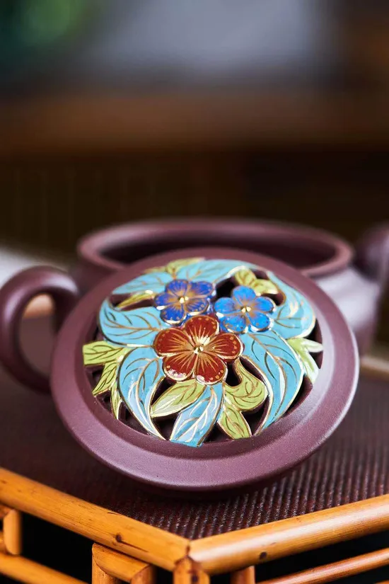 Yixing Zisha Teapot | Handcrafted Artisan Teapot with Enamel Decoration 1