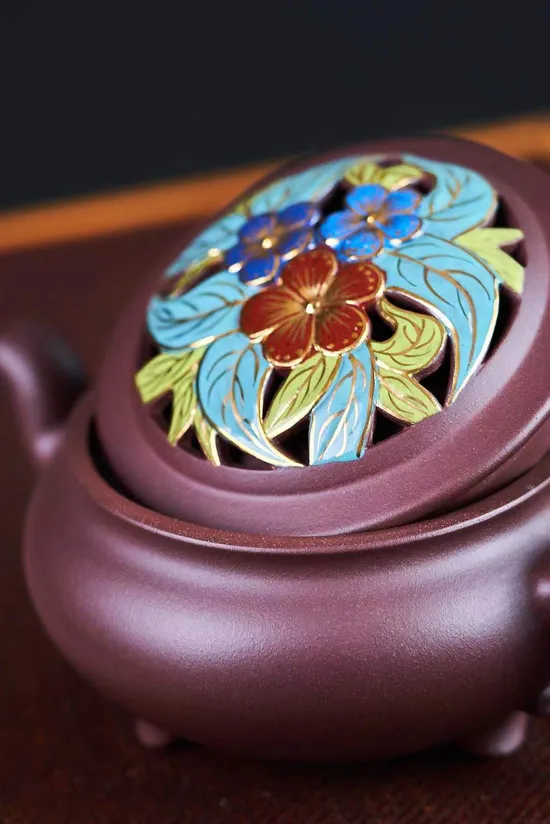 Yixing Zisha Teapot | Handcrafted Artisan Teapot with Enamel Decoration 2