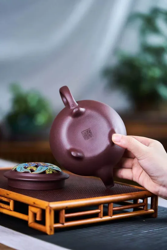 Yixing Zisha Teapot | Handcrafted Artisan Teapot with Enamel Decoration 4
