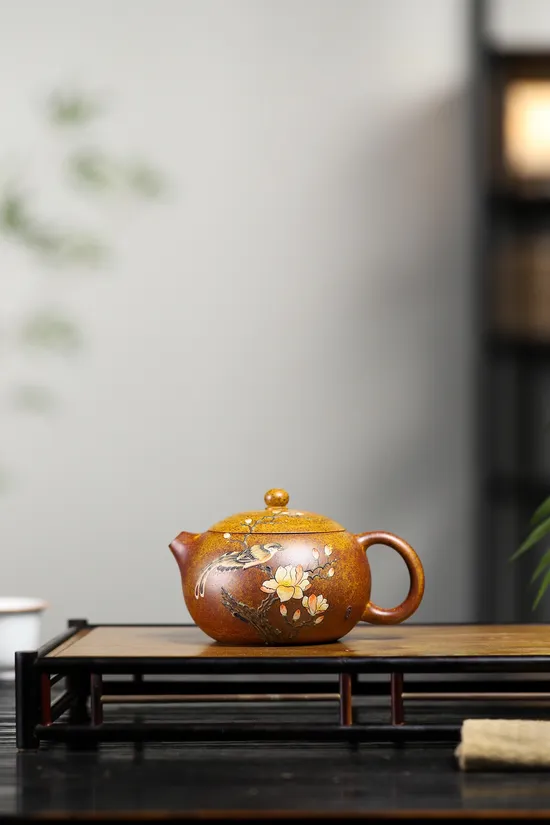 Yixing Zisha Teapot - Yang Junbao Handcrafted Xishi Clay Pot 1