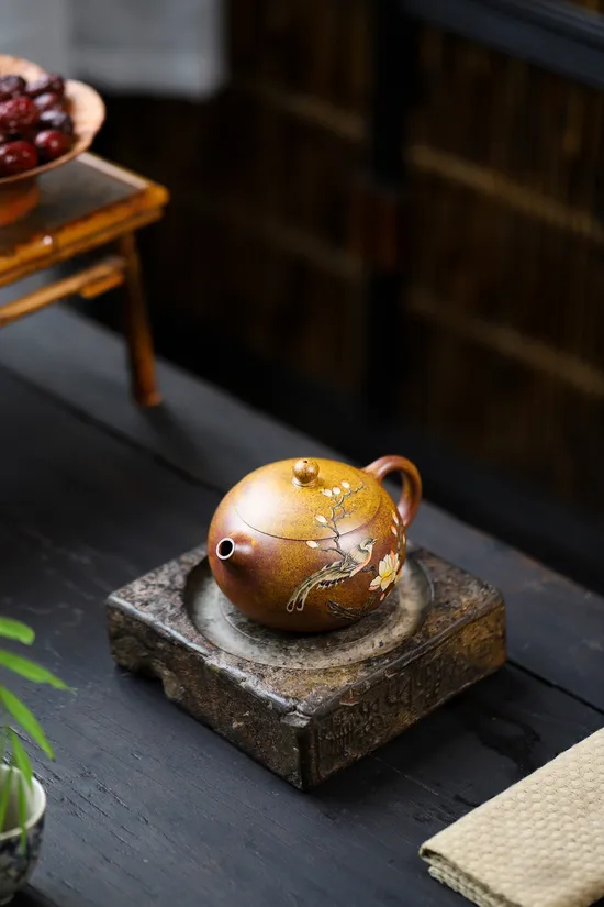 Yixing Zisha Teapot - Yang Junbao Handcrafted Xishi Clay Pot 2