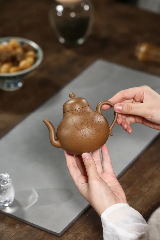 Best Yixing Clay Teapot | Premium Handmade Ceramic Teapots 4