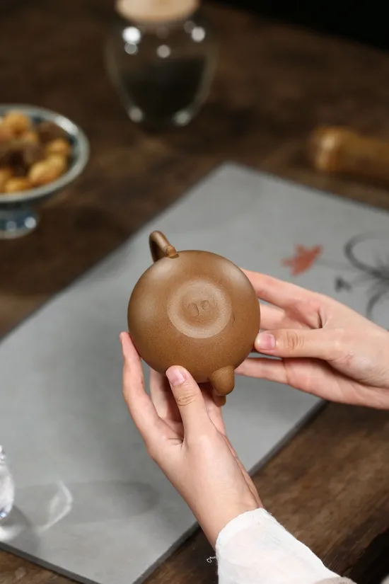 Best Yixing Clay Teapot | Premium Handmade Ceramic Teapots 5