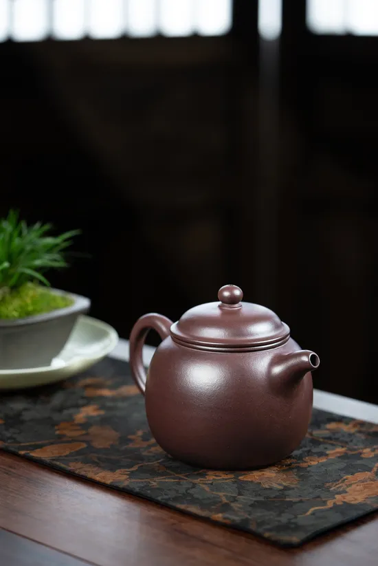Yixing Zisha Teapot | Classic Handmade Clay Teapots | 80cc 1