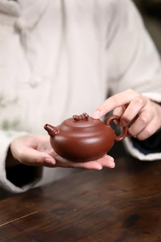 Premium Yixing Clay Teapot | Handcrafted Bamboo Design & Ancient Craft 2