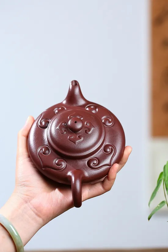 Zisha Teapots: rare red stone clay | national-level arts and crafts master 2