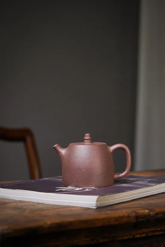 Premium Yixing Zisha Teapot | Handcrafted Ceramic Artisan Teapot 5