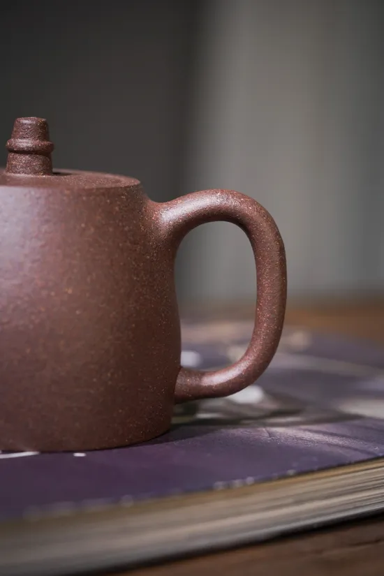 Premium Yixing Zisha Teapot | Handcrafted Ceramic Artisan Teapot 8