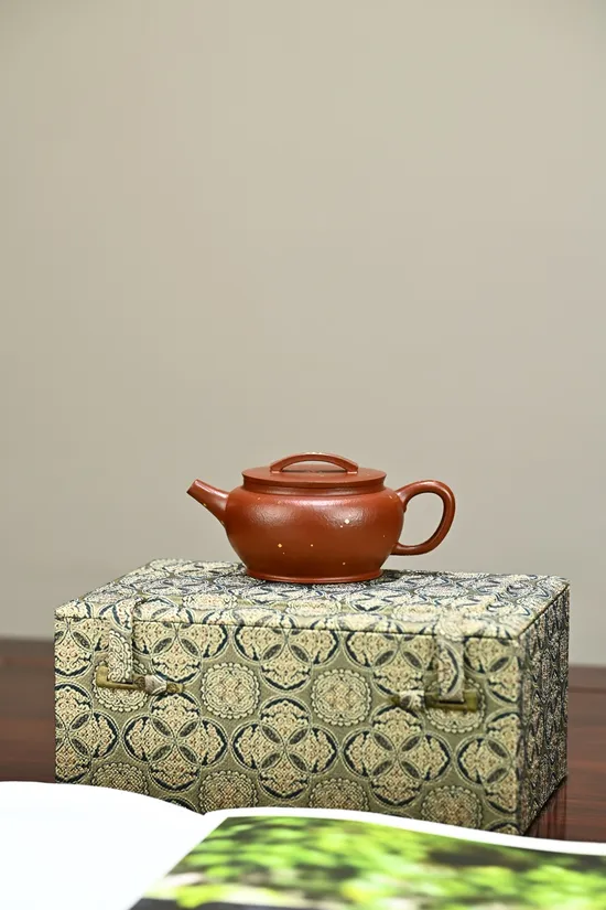 Zisha Teapots: Handcrafted | Vermilion clay | 170cc capacity 2