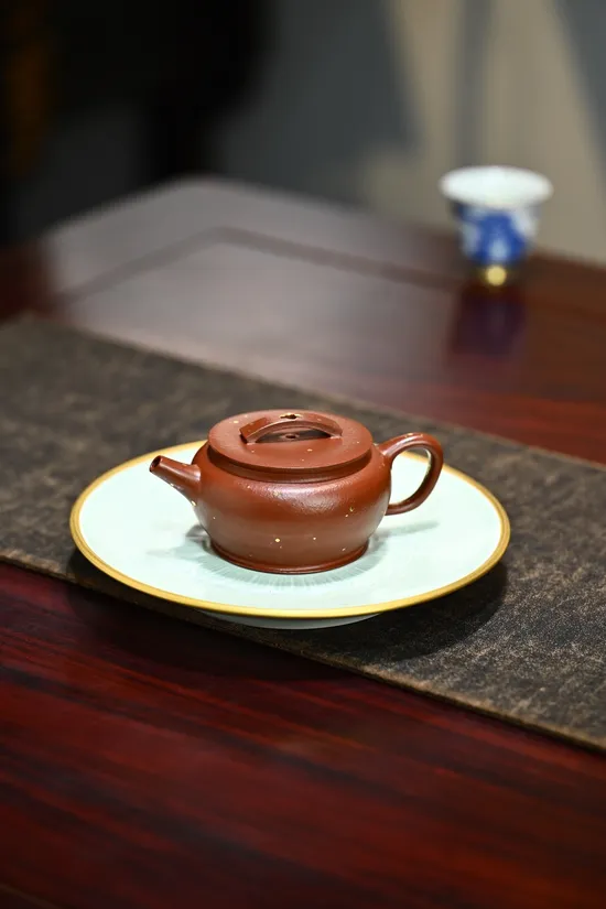 Zisha Teapots: Handcrafted | Vermilion clay | 170cc capacity 6