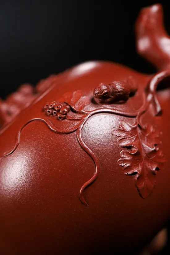 Premium Yixing Zisha Clay Teapot - Artisan Crafted, Dragon Blood Clay 3