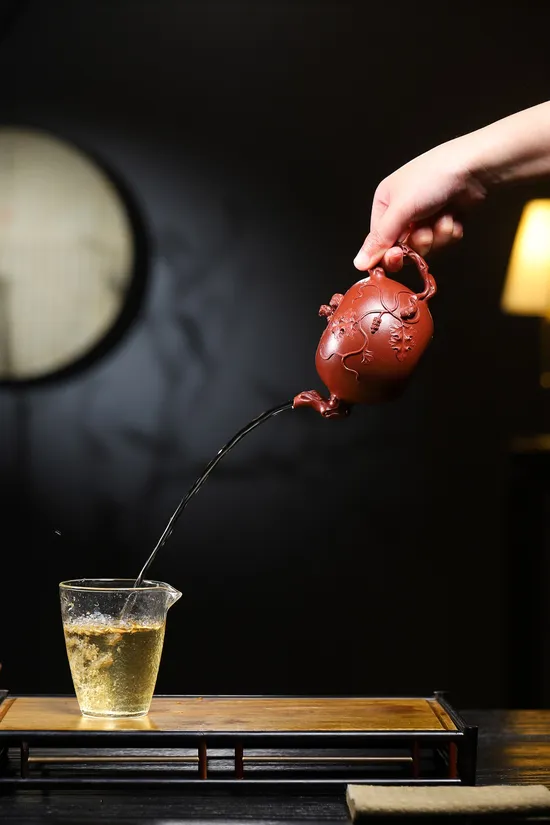Premium Yixing Zisha Clay Teapot - Artisan Crafted, Dragon Blood Clay 5