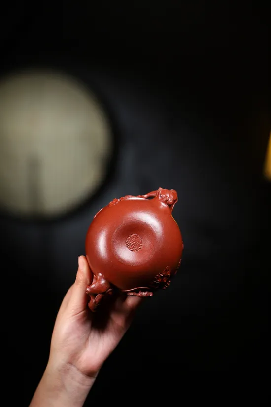 Premium Yixing Zisha Clay Teapot - Artisan Crafted, Dragon Blood Clay 8