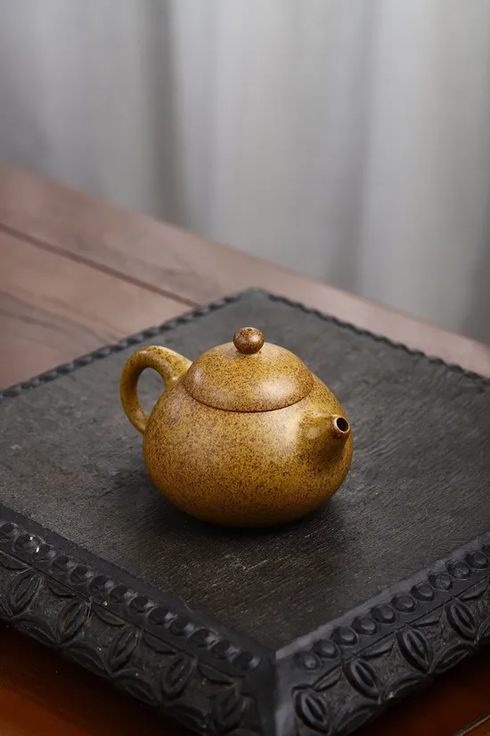 Premium Yixing Zisha Teapot Handcrafted | Dragon Bone Clay Artistry 3