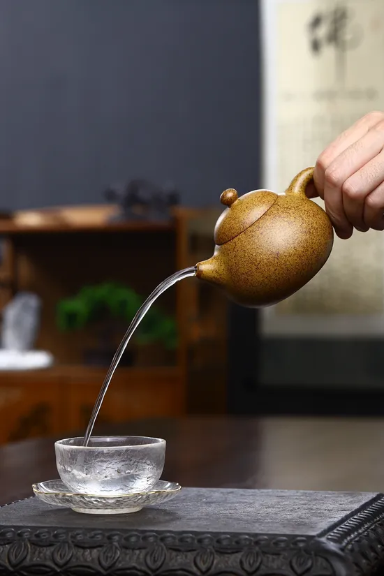 Premium Yixing Zisha Teapot Handcrafted | Dragon Bone Clay Artistry 9