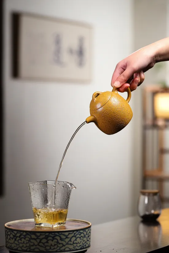 Yixing Clay Teapot | Double National Artist Fan Zhen's Collectible Work 3