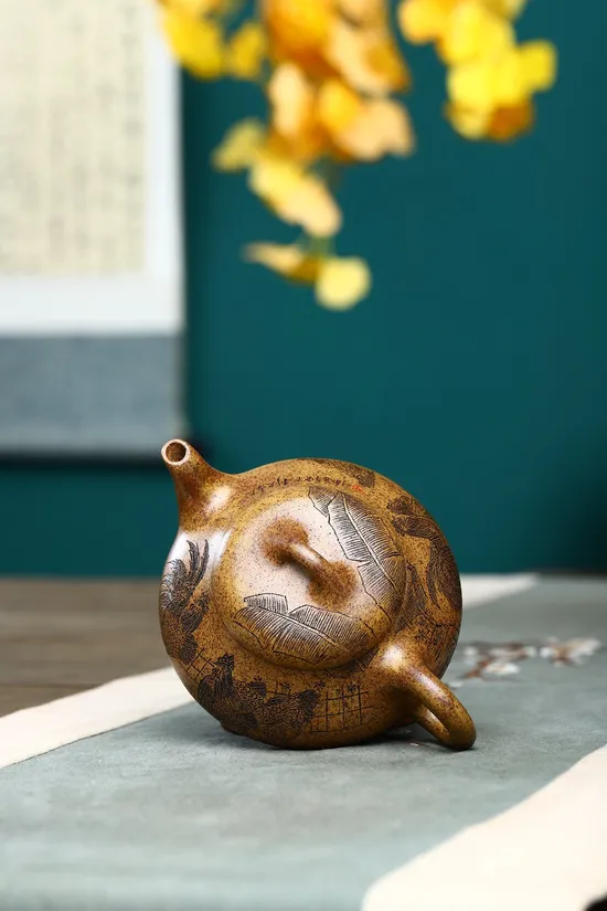 Premium Yixing Zisha Teapot | Collector’s Artisan Clay Teapot 3