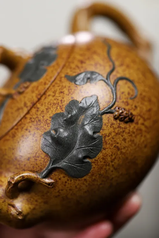 Yixing Zisha Teapot | Handcrafted Purple Clay Art | Grape Design 2