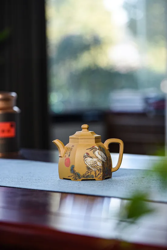 Yixing Zisha Teapot: Golden Duanni Clay, Fang Qinhua Handcrafted Collectible 4