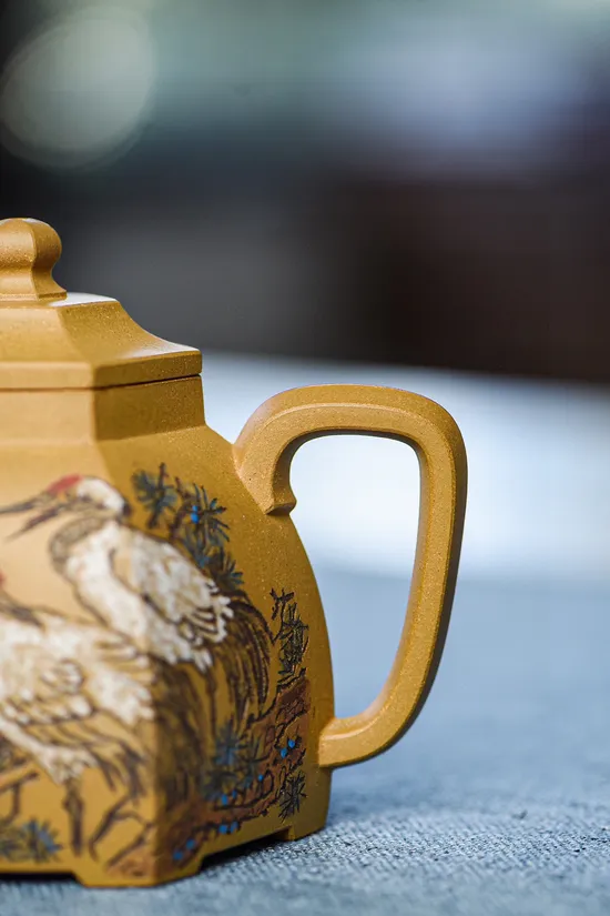 Yixing Zisha Teapot: Golden Duanni Clay, Fang Qinhua Handcrafted Collectible 6