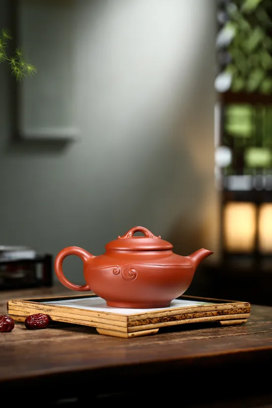 Artisan Yixing Teapot | Collector's Gem | Handcrafted 280cc Clay Pot 1