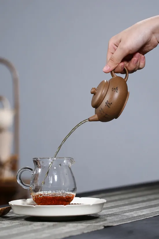 Yixing Zisha Teapot | Handcrafted Purple Clay Artistry 4