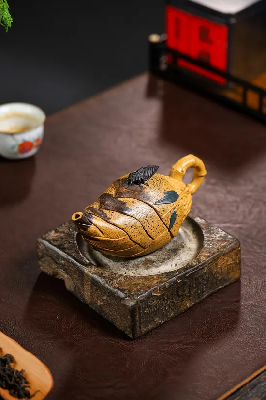 Premium Yixing Zisha Teapot | Handcrafted Bamboo Shoot Design 3