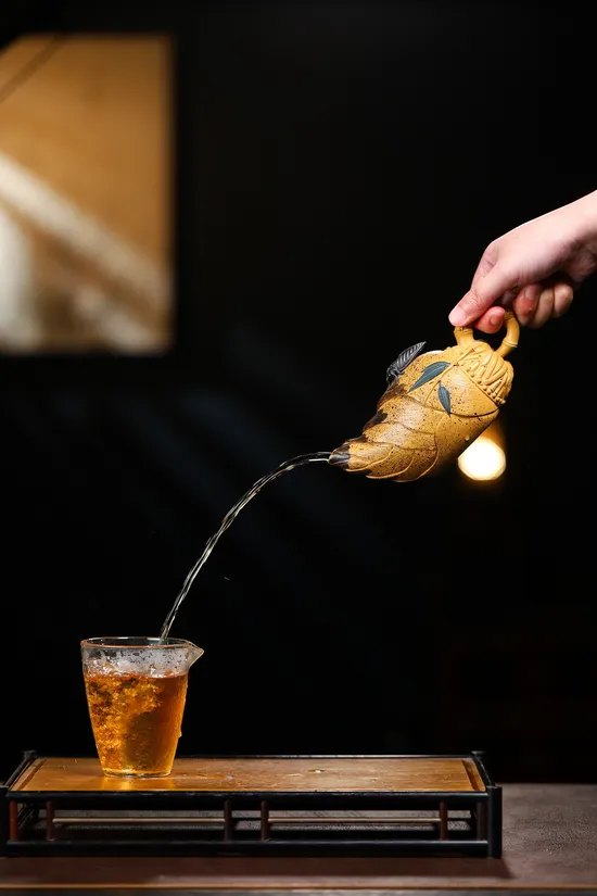 Premium Yixing Zisha Teapot | Handcrafted Bamboo Shoot Design 5