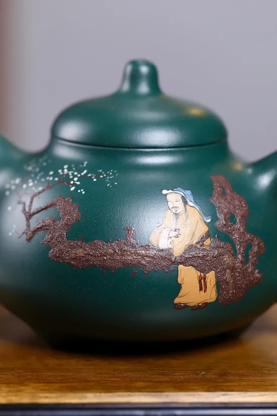 Premium Yixing Zisha Teapot - Handcrafted Collectible Artistry 4