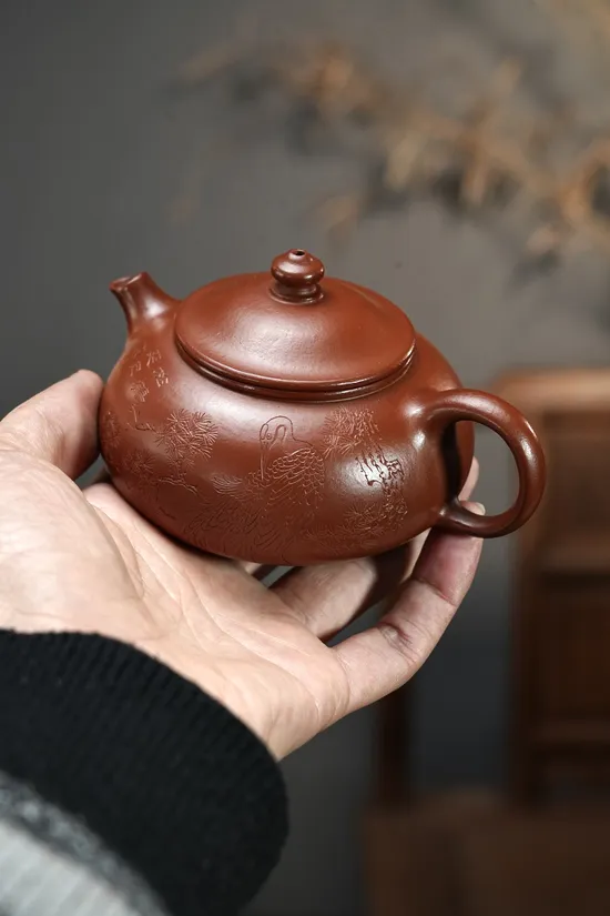 Premium Zhu Ni Clay Yixing Teapot | Handcrafted Ceramic Art 2