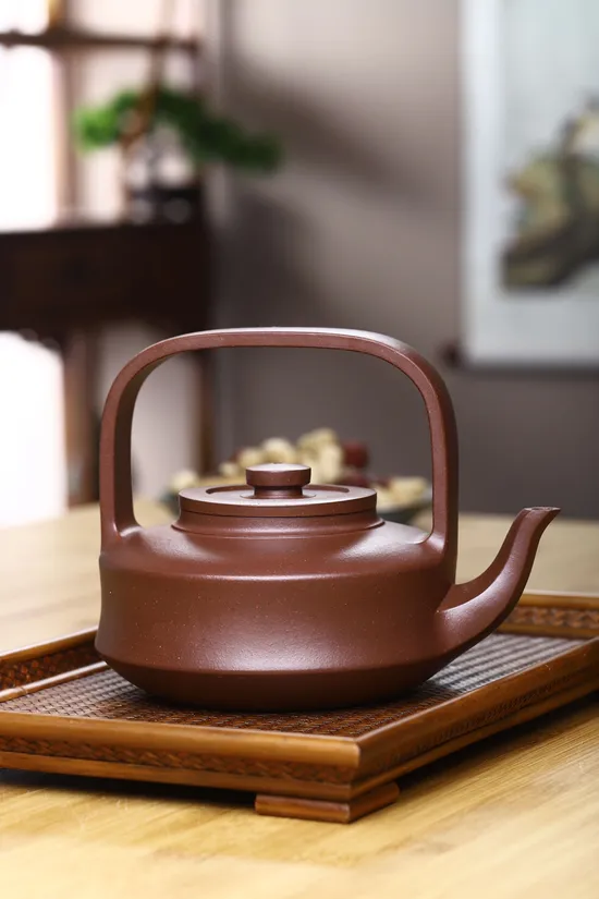 Zisha Teapots: Raised Wall and Handle | original mine No. 4 well bottom clay 4