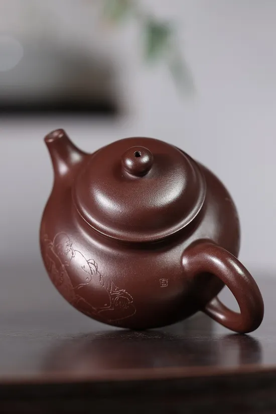 Premium Yixing Teapot Handcrafted by Master Jiang Qiren 7