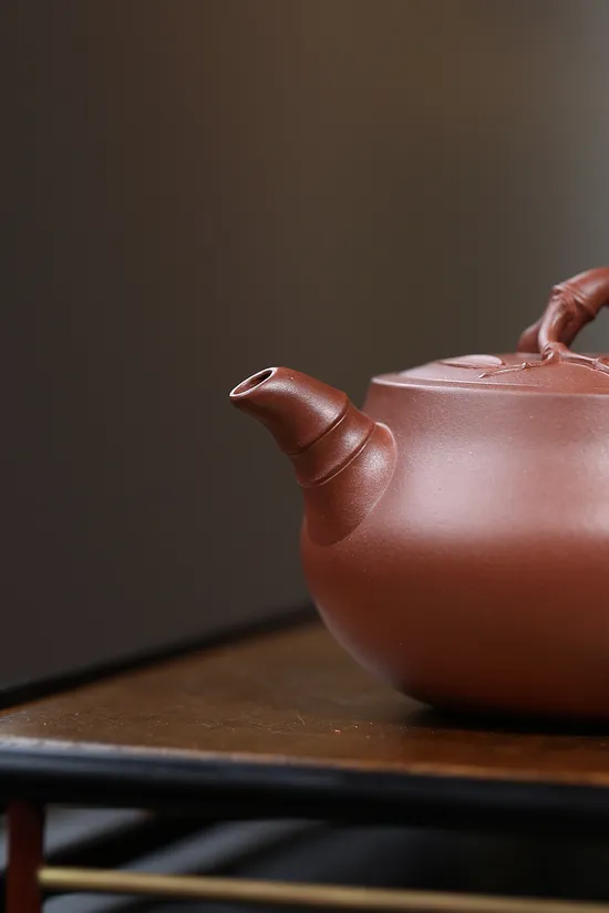 Artisan Yixing Zisha Teapot | Handcrafted Collectible | 3300 CNY 4