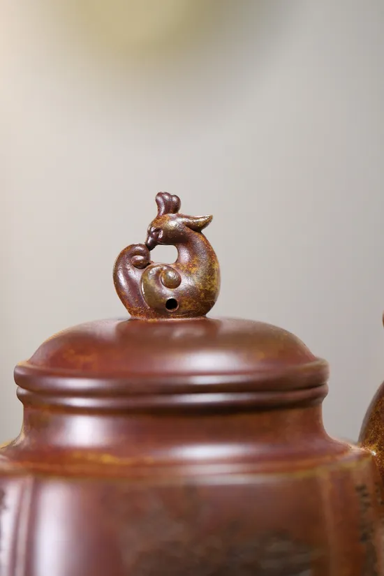 Yixing Zisha Teapot Masterpiece - Golden Clay Art by Wang Chenglin 4