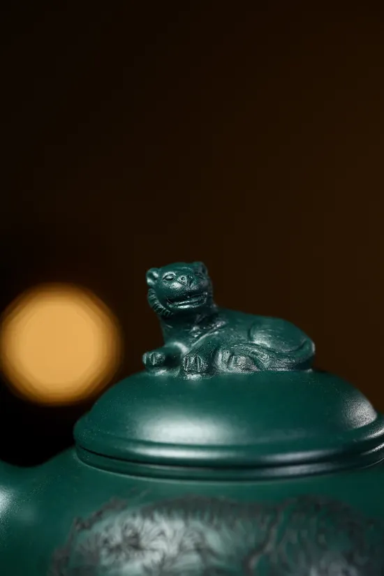 Premium Yixing Zisha Clay Teapot – Collector’s Artisan Craft 5