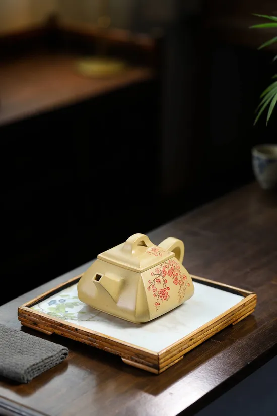 Premium Yixing Zisha Teapot | Handcrafted Clay Art | Zhou Master 9