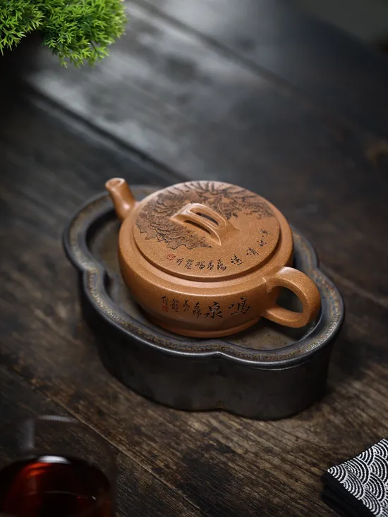 Yixing Zisha Teapot | Artisan Ceramic Teaware & Traditional Clay Craftsmanship 3