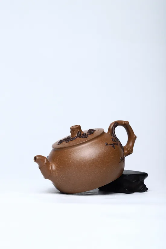 Yixing Zisha Teapot Masterpiece - Collector's Artisan Craft, Vintage Clay 3