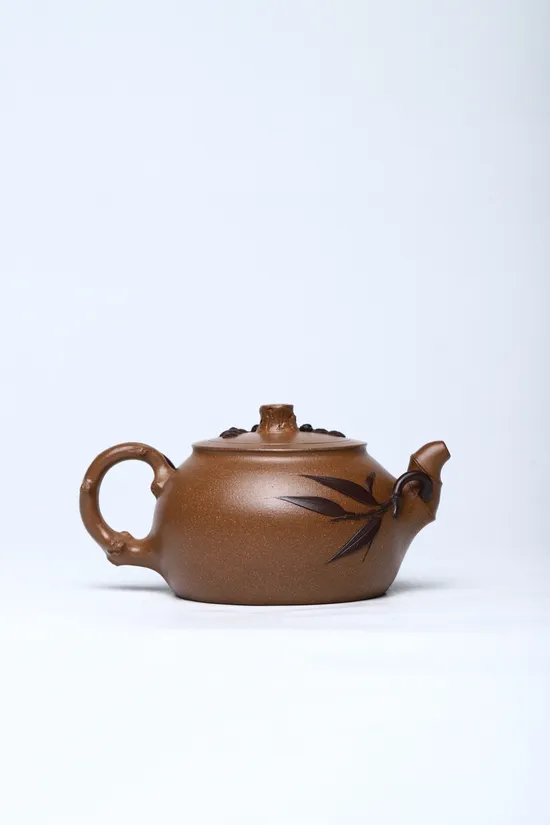 Yixing Zisha Teapot Masterpiece - Collector's Artisan Craft, Vintage Clay 4