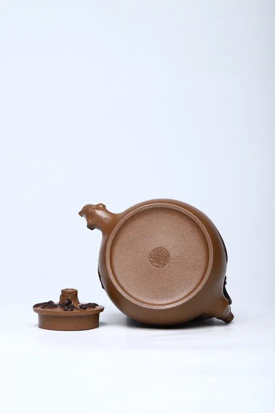 Yixing Zisha Teapot Masterpiece - Collector's Artisan Craft, Vintage Clay 5