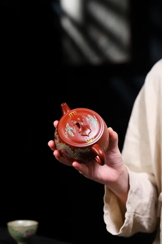 Premium Yixing Zisha Teapot - Yang Junbao Handcrafted Ceramic Art 1