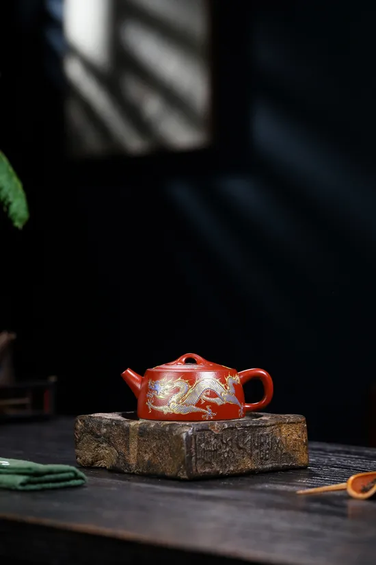 Premium Yixing Zisha Teapot - Yang Junbao Handcrafted Ceramic Art 6