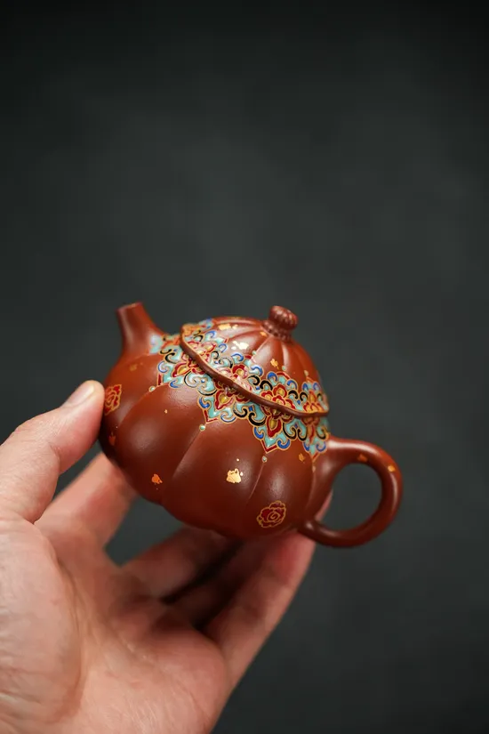 Zisha Teapots: premium Zhu Ni clay | hand-painted cloisonné decorations 9