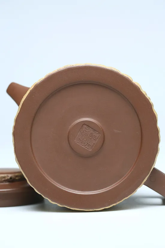 Zisha Teapots: Revival of Withered Wood | 18 | 000 CNY 4