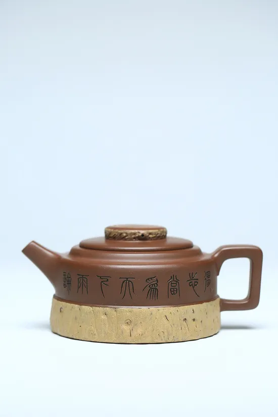Zisha Teapots: Revival of Withered Wood | 18 | 000 CNY 7
