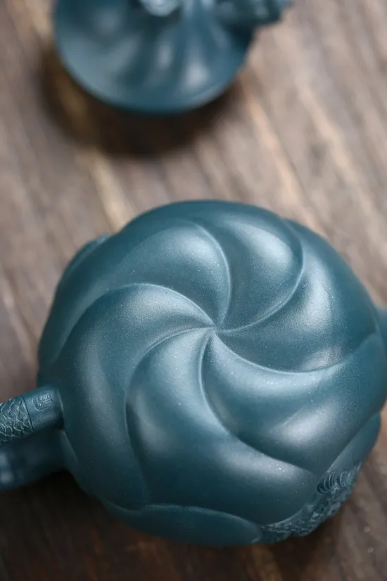 Zisha Teapots: Fish Turning into Dragon | Jiang Yaping; 2